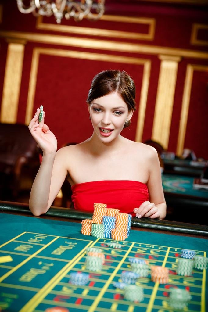 Dukungan pelanggan indoslot88 siap membantu 24 jam dengan cepat dan terpercaya