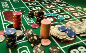 Layanan pelanggan profesional indoslot88 siap membantu pengguna selama 24 jam penuh